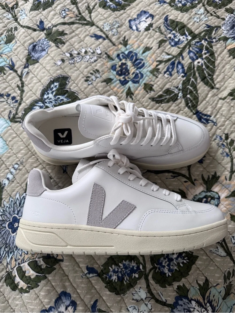 Veja V-12 Sneakers in White with Gray V